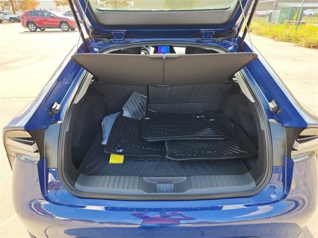 Thumbnail: 2025 Toyota Prius - 17