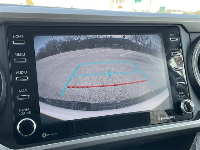 Thumbnail: 2020 Toyota Tacoma - 21