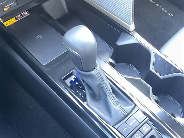 2025 Toyota Camry SE 22