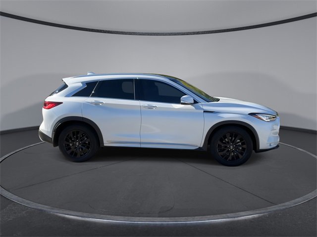Thumbnail: 2023 INFINITI QX50 - 9