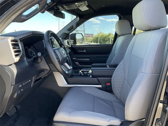 Thumbnail: 2025 Toyota Tundra - 13