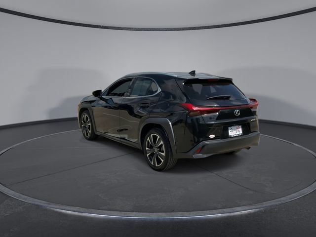 Thumbnail: 2021 Lexus UX - 6
