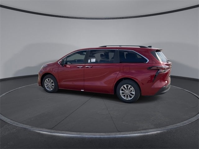 Thumbnail: 2026 Toyota Sienna - 6