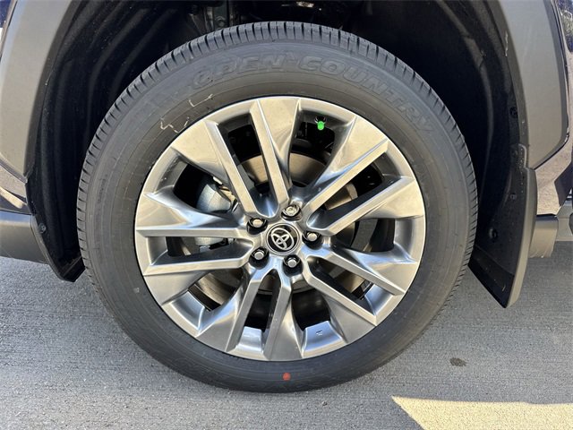 Thumbnail: 2025 Toyota RAV4 - 11