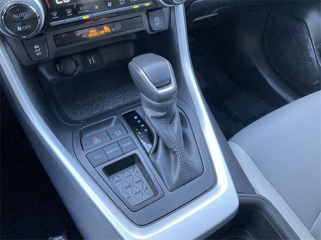 Thumbnail: 2025 Toyota RAV4 - 25