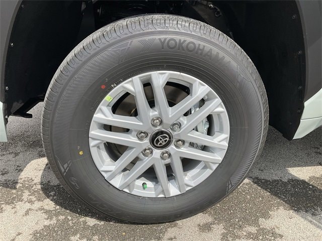 Thumbnail: 2026 Toyota Tundra - 13