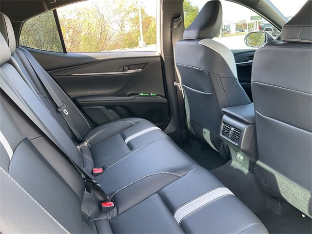 Thumbnail: 2025 Toyota Camry - 16