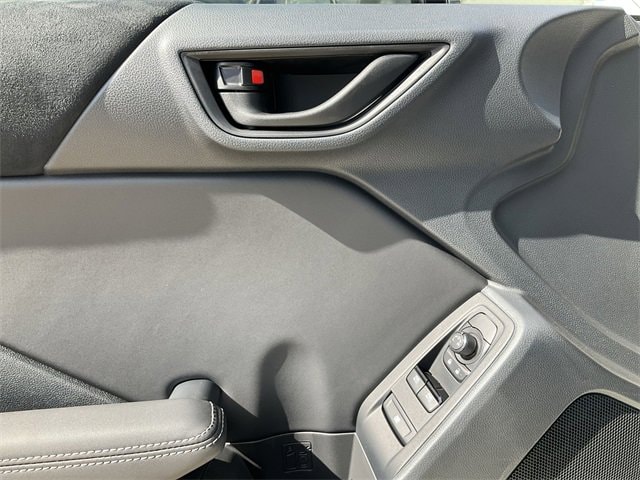 Thumbnail: 2025 Toyota GR86 - 4