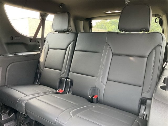 Thumbnail: 2024 GMC Yukon XL - 16