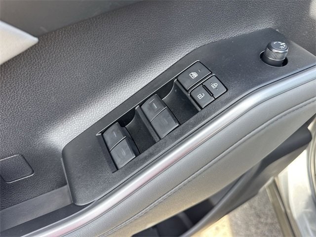 Thumbnail: 2026 Toyota Highlander - 13