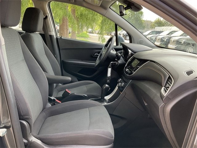 Thumbnail: 2020 Chevrolet Trax - 16