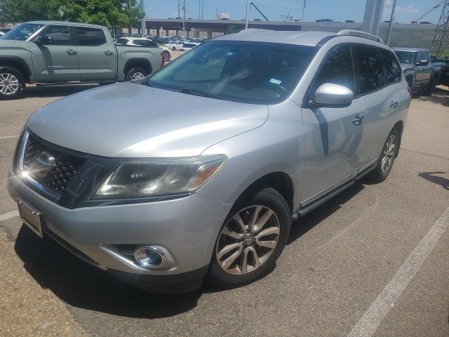 Thumbnail: 2014 Nissan Pathfinder - 4