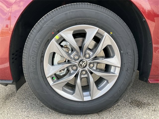 Thumbnail: 2026 Toyota Sienna - 12