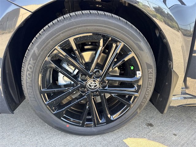 Thumbnail: 2026 Toyota Camry - 11