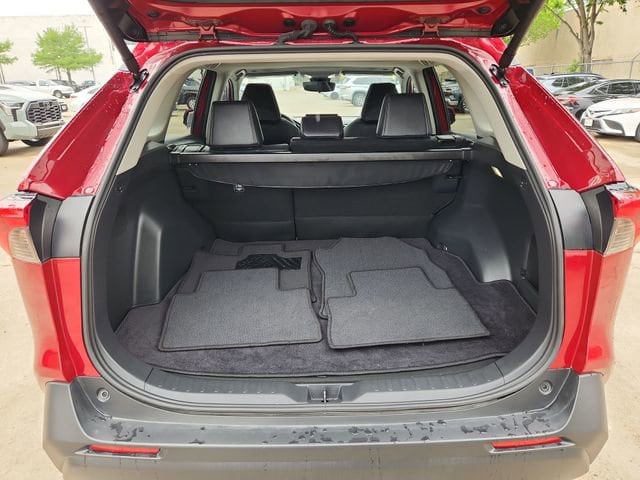 Thumbnail: 2024 Toyota RAV4 - 18