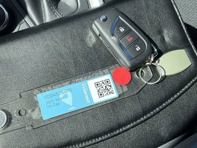 Thumbnail: 2025 Toyota RAV4 - 28