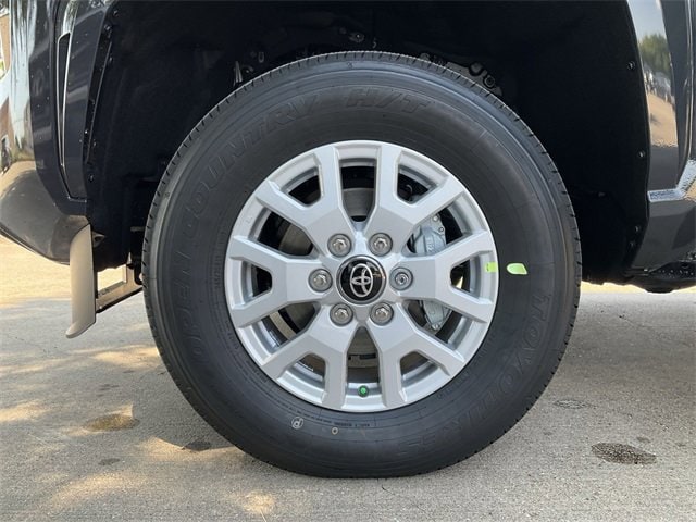 Thumbnail: 2025 Toyota Tacoma - 12