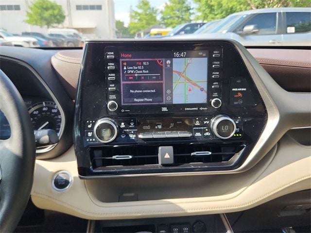 2021 Toyota Highlander Limited 23