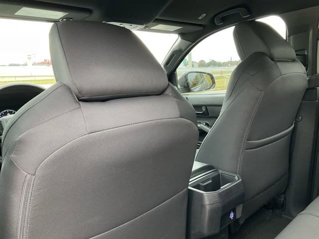 2025 Toyota Tacoma SR5 - Photo 15