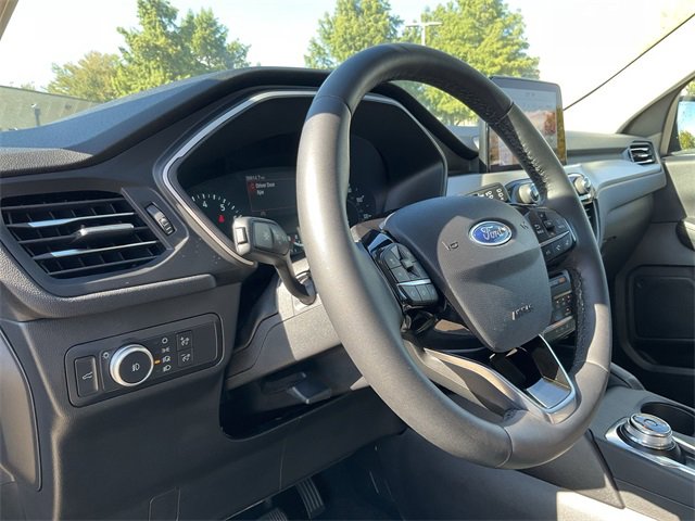 Thumbnail: 2021 Ford Escape - 10