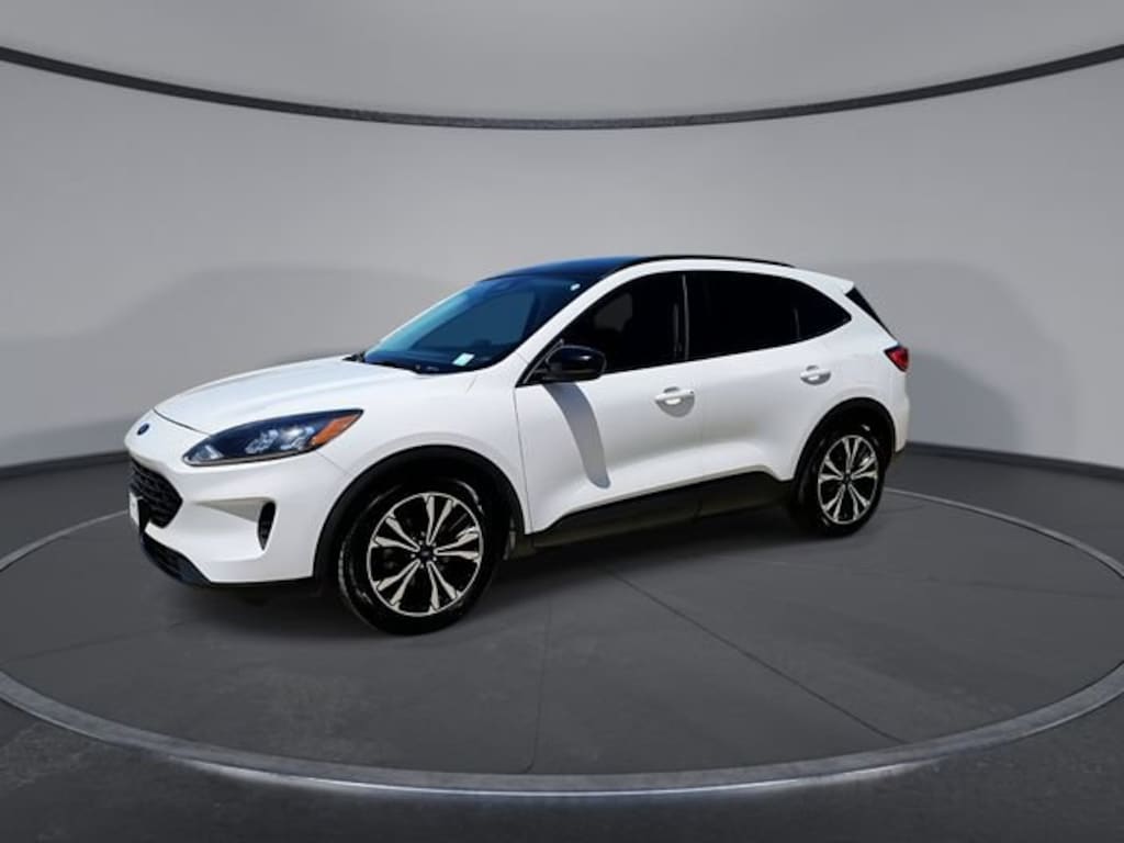 Used 2021 Ford Escape SE SUV