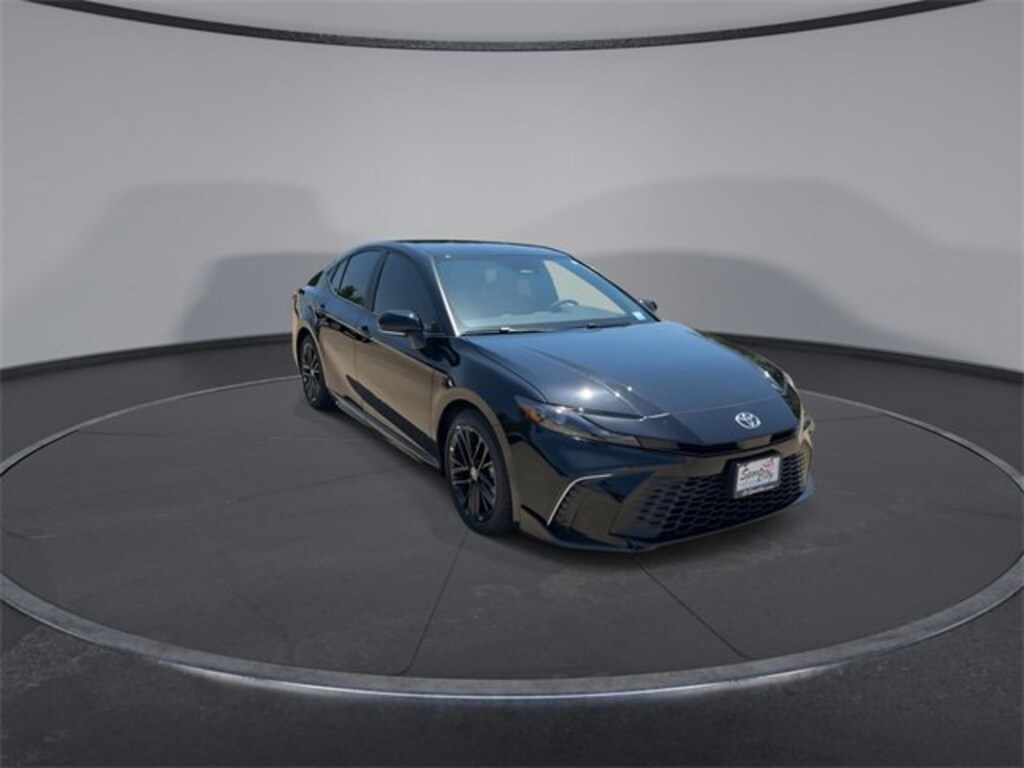 Used 2025 Toyota Camry SE Sedan