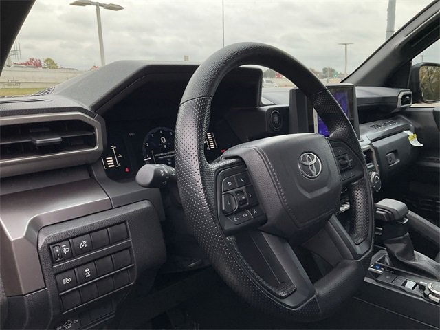 Thumbnail: 2025 Toyota Tacoma - 10