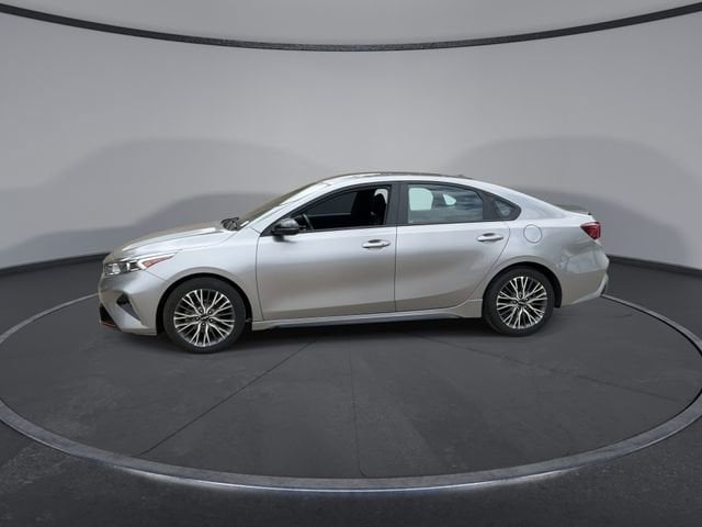 Thumbnail: 2023 Kia Forte - 5