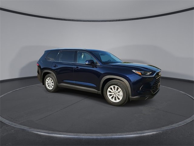 2025 Toyota Grand Highlander XLE photo 2