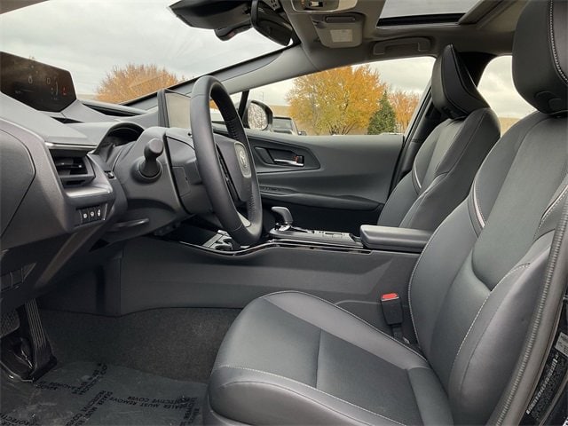 Thumbnail: 2025 Toyota Prius - 13