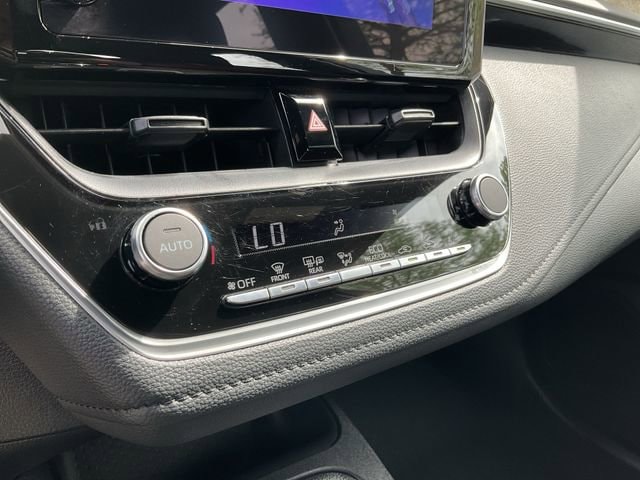 Thumbnail: 2023 Toyota Corolla - 24