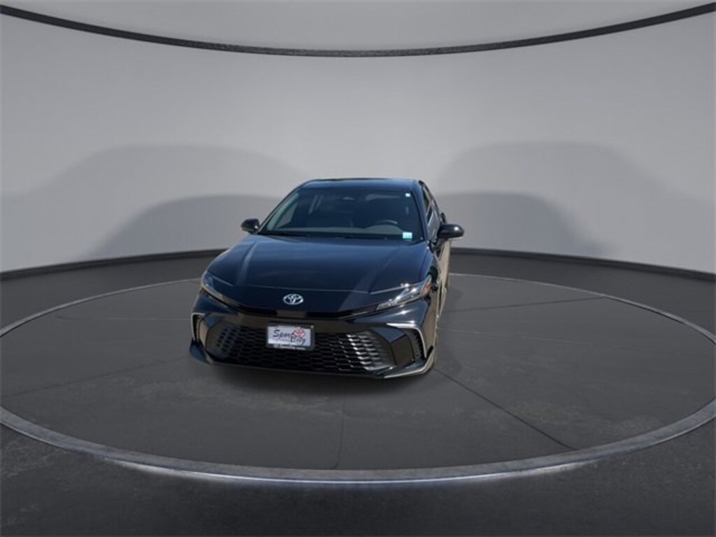 Used 2025 Toyota Camry SE Sedan