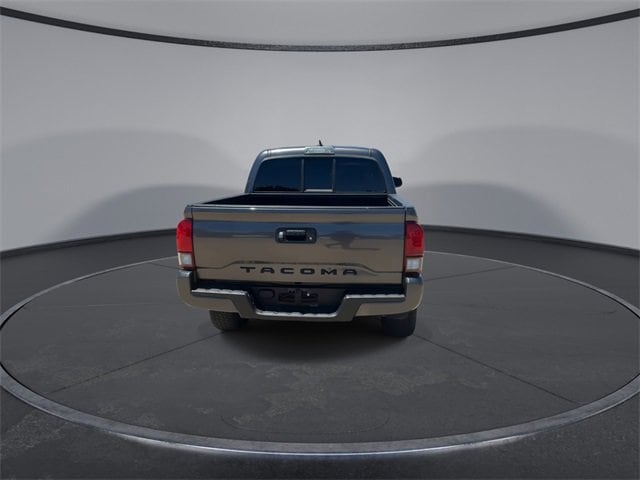 Thumbnail: 2021 Toyota Tacoma - 7