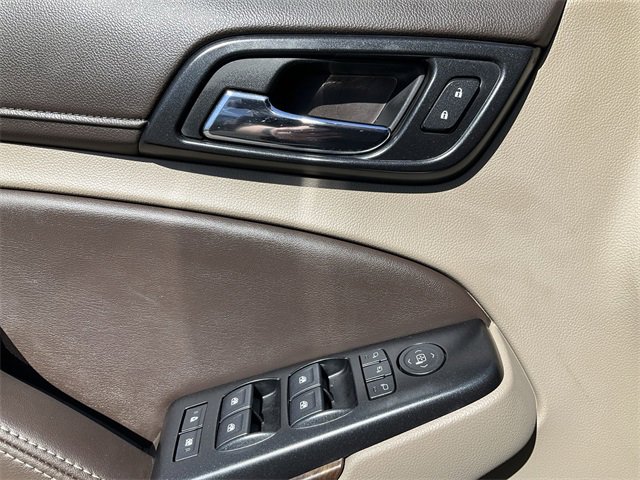 Thumbnail: 2019 Chevrolet Tahoe - 14