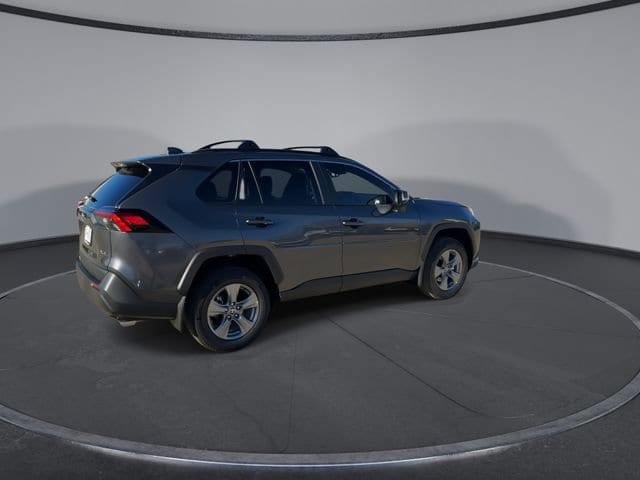 Thumbnail: 2025 Toyota RAV4 - 8