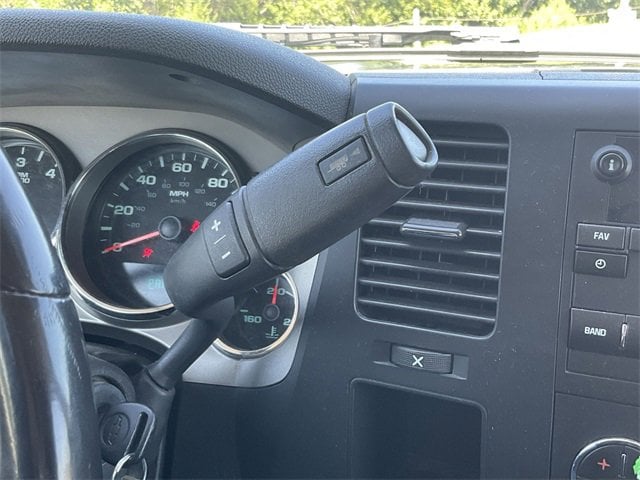 Thumbnail: 2011 Chevrolet Silverado 1500 - 22