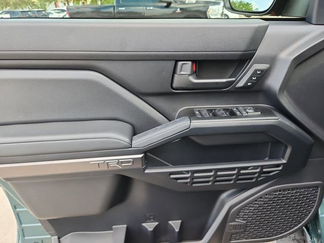 Thumbnail: 2026 Toyota 4Runner - 15