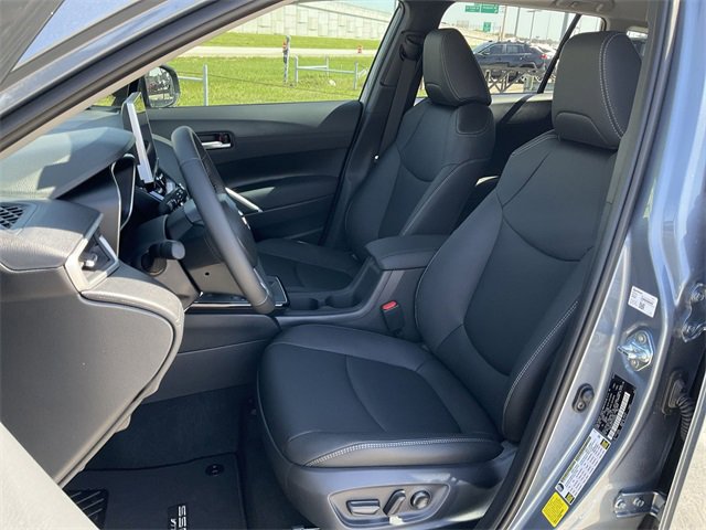 Thumbnail: 2026 Toyota Corolla Cross - 12