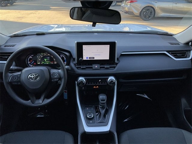 Thumbnail: 2025 Toyota RAV4 - 18