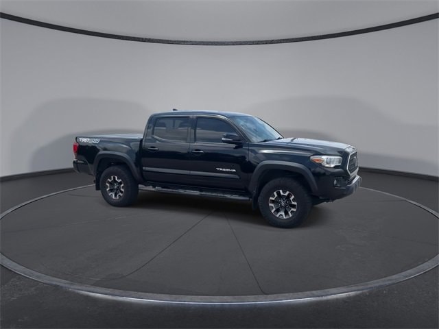 2018 Toyota Tacoma TRD Off-Road 2