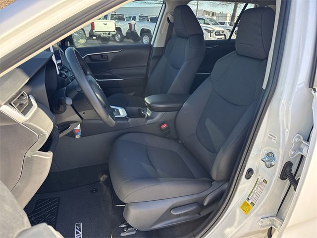 Thumbnail: 2025 Toyota RAV4 - 12