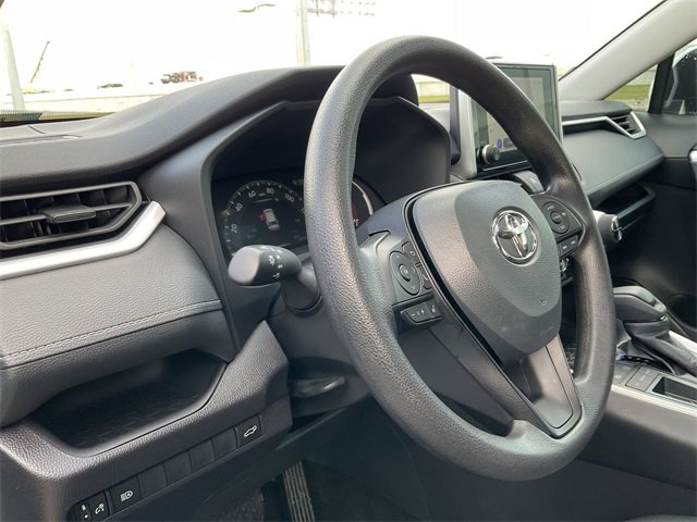 Thumbnail: 2025 Toyota RAV4 - 10