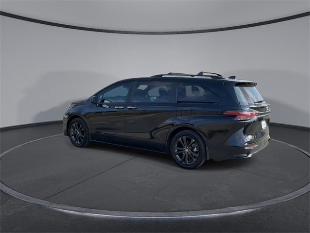 Thumbnail: 2025 Toyota Sienna - 6