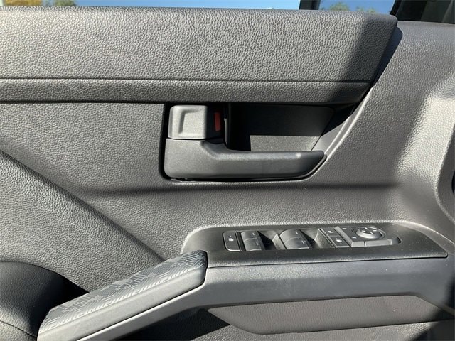 Thumbnail: 2025 Toyota 4Runner - 14