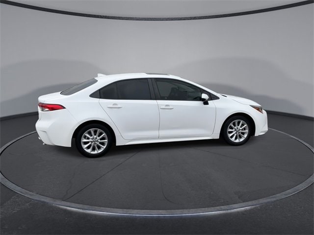 2020 Toyota Corolla LE 9