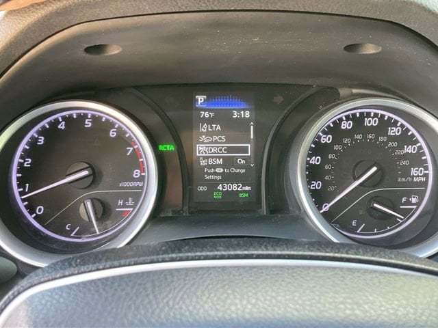 Thumbnail: 2023 Toyota Camry - 25