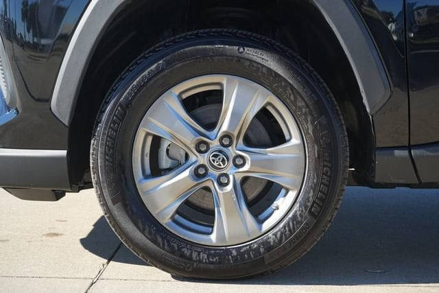 Thumbnail: 2024 Toyota RAV4 - 7