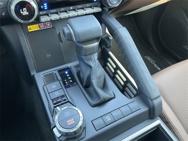 Thumbnail: 2025 Toyota 4Runner - 25