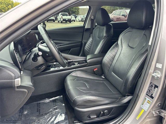 Thumbnail: 2022 Hyundai Elantra - 12