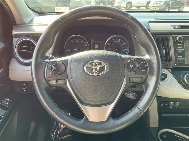 Thumbnail: 2016 Toyota RAV4 - 20